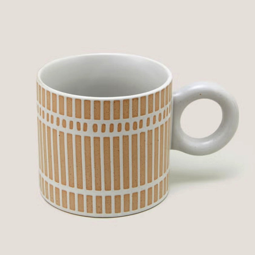 Textured Mug with Round Handle